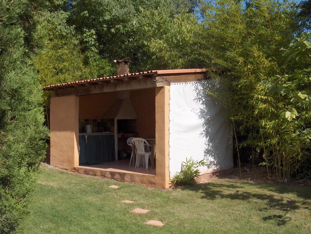 La Genestiere Panzió Clermont-lʼHérault Kültér fotó